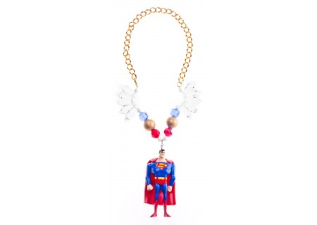 /shop/522-935-thickbox/classic-superman-to-the-rescue-necklace.jpg